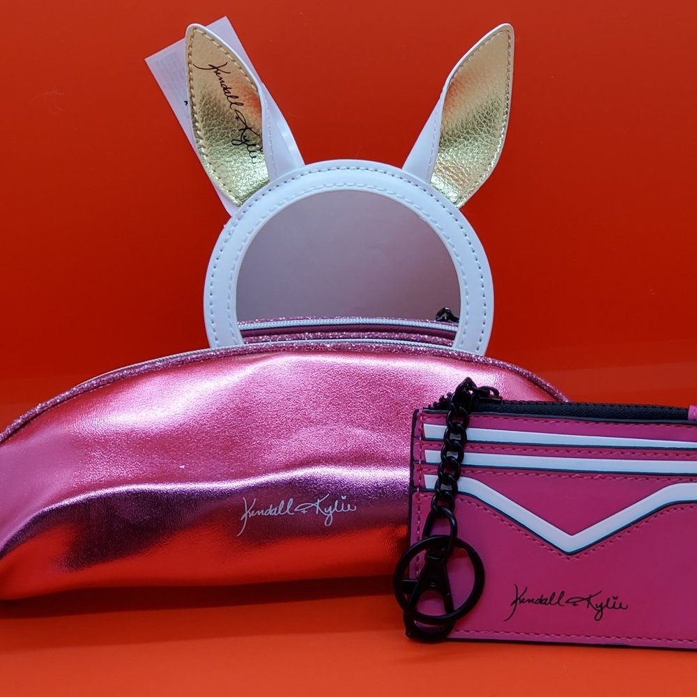 Kindall + Kylie  Bag, CC Holder & Mirror Bundle.